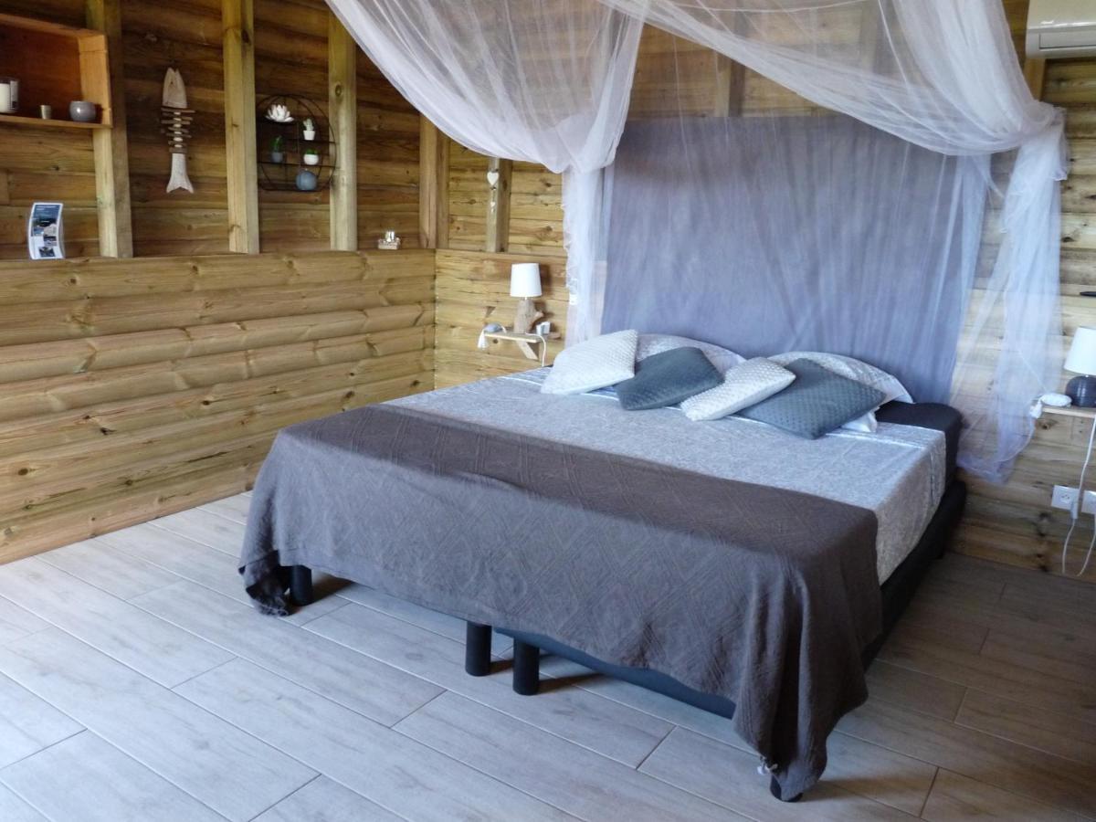 Bungalow La Tortue Bleue Bouillante Exterior photo
